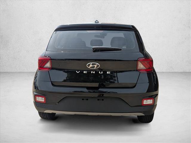 Used 2026 Hyundai Venue SE FWD image 8