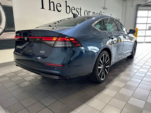 Used 2026 Honda Accord Touring image 4