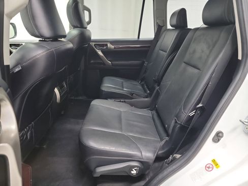 Used 2018 Lexus GX 460 Premium image 28