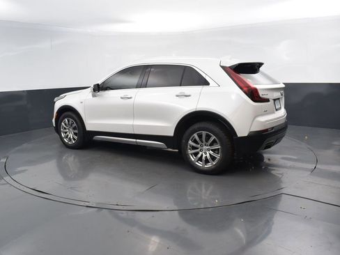 Used 2023 Cadillac XT4 Premium Luxury w/ Technology Package image 3