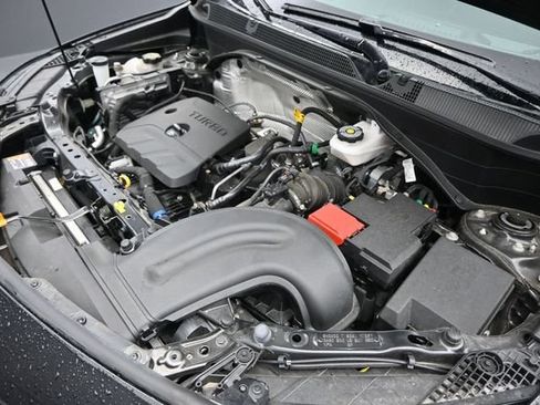 Used 2023 Buick Encore GX Select w/ Sport Touring Package FWD image 44