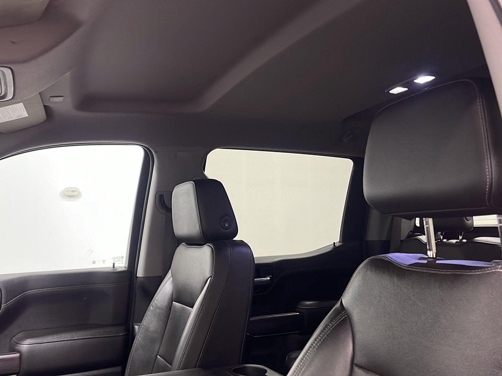 Used 2019 Chevrolet Silverado 1500 LTZ w/ LTZ Plus Package AWD/4WD image 12
