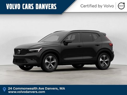 Used 2026 Volvo XC40 B5 Plus AWD/4WD image 1