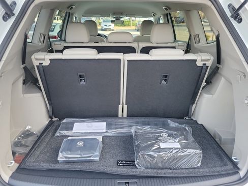 New 2026 Volkswagen Atlas SE image 15