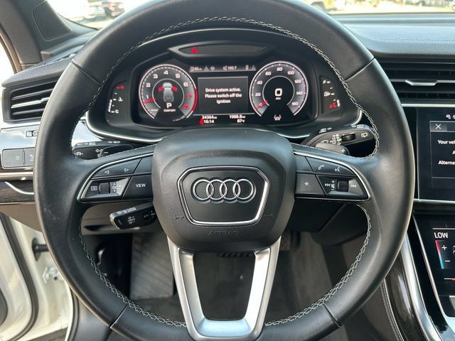 Used 2025 Audi Q7 3.0T Premium Plus AWD/4WD image 13