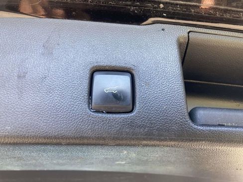 Used 2022 Ford Escape Titanium image 15