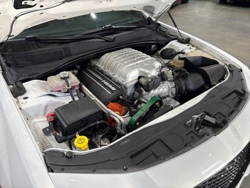 Used 2017 Dodge Charger SRT Hellcat w/ Harman/Kardon Audio Group image 14