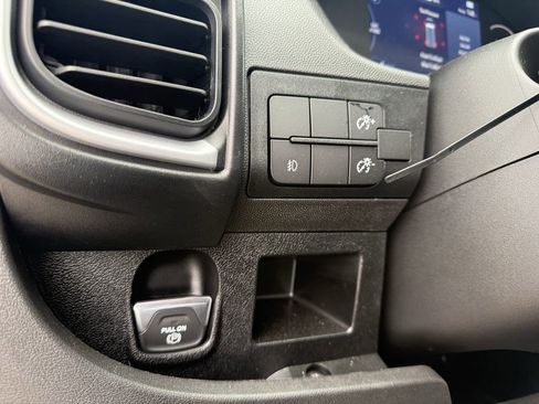 New 2025 RAM ProMaster 3500 w/ Quick Order Package 22G SLT image 31