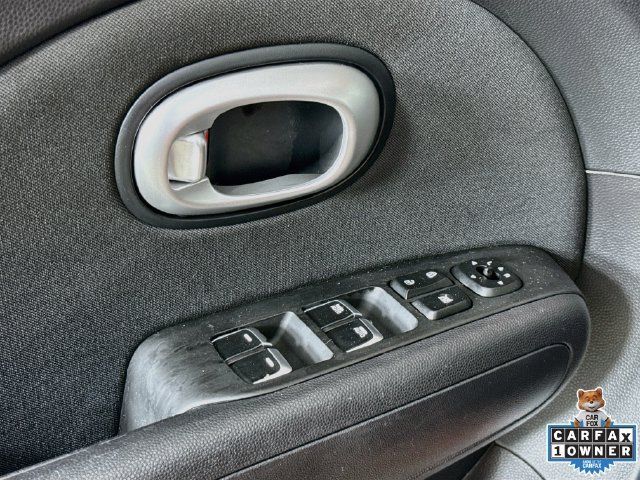Used 2019 Kia Soul + FWD image 18