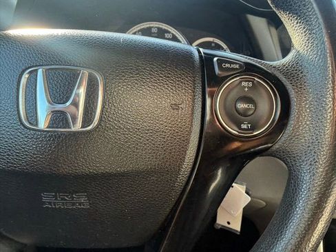 Used 2017 Honda Accord LX image 21