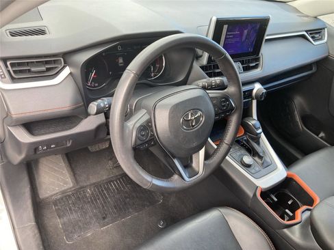 Used 2024 Toyota RAV4 Adventure image 12