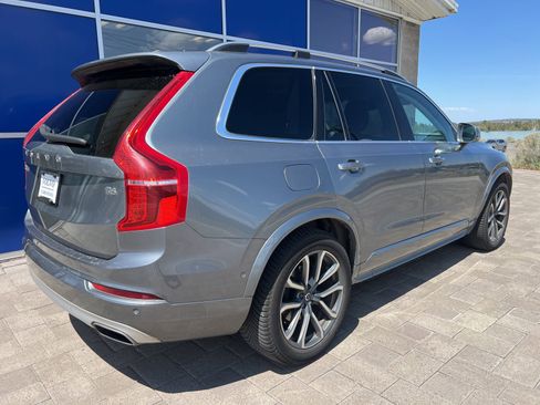 Used 2019 Volvo XC90 T6 Momentum w/ Advanced Package AWD/4WD image 6
