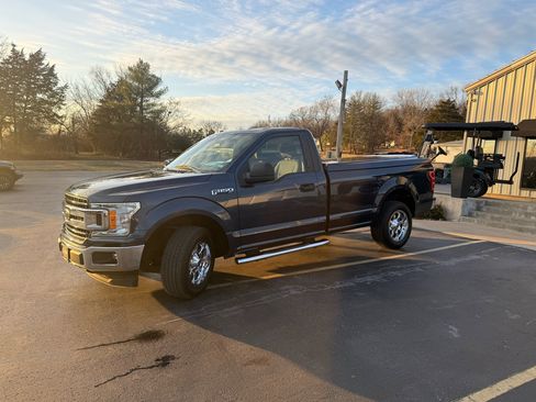 Used 2018 Ford F150 XLT w/ Trailer Tow Package image 6