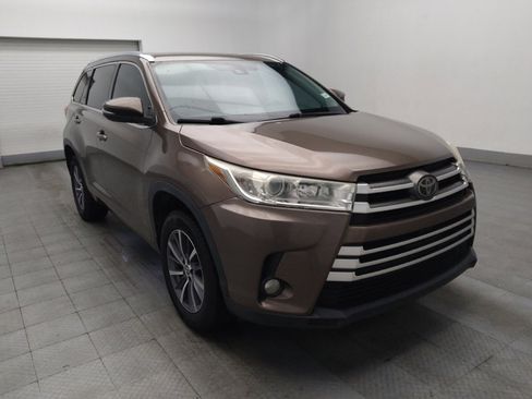 Used 2018 Toyota Highlander XLE image 13