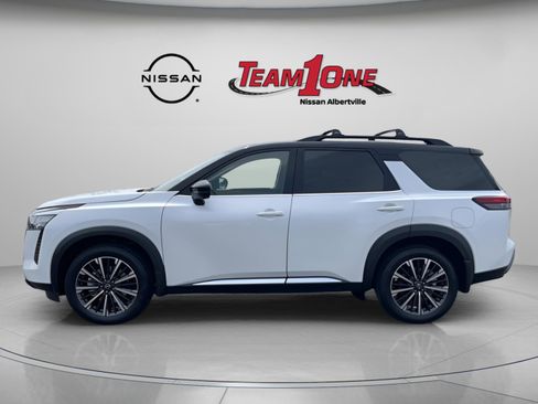 New 2026 Nissan Pathfinder Platinum AWD/4WD image 5
