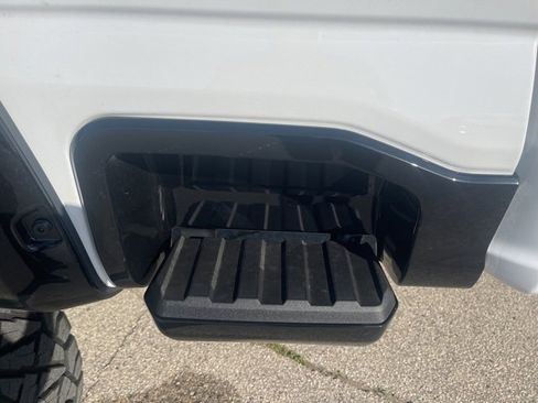 New 2024 Ford F250 XLT w/ XLT Premium Package image 10