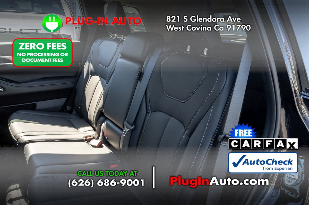 Used 2026 INFINITI QX60 Luxe w/ Cargo Package FWD image 11