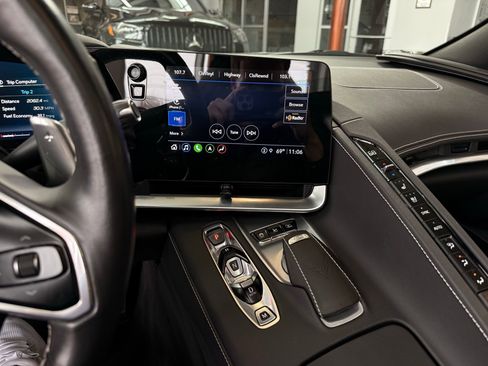 Used 2022 Chevrolet Corvette Stingray Preferred Conv w/ Z51 Performance Package image 41