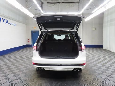 Used 2023 Lincoln Aviator Reserve w/ Equipment Group 201A image 35