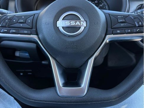 Used 2024 Nissan Kicks SV FWD image 8
