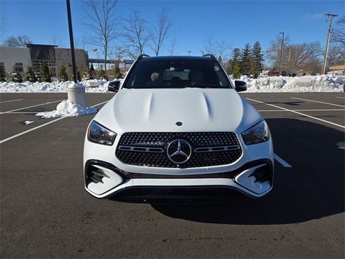 New 2026 Mercedes-Benz GLE 580 4MATIC image 7