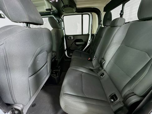 Certified 2021 Jeep Gladiator Sport image 30