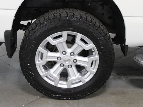 Used 2017 Nissan Titan SL RWD image 17