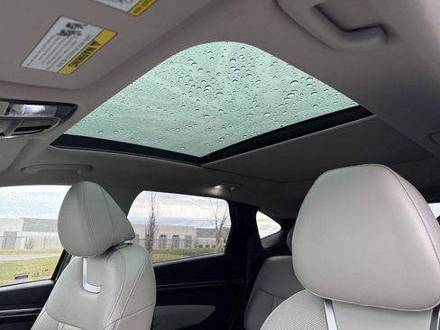 Used 2023 Hyundai Tucson Limited w/ Cargo Package image 3