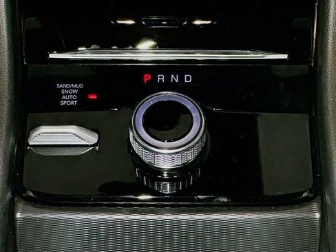 New 2025 Jeep Grand Cherokee Limited w/ Luxury Tech Group II image 11