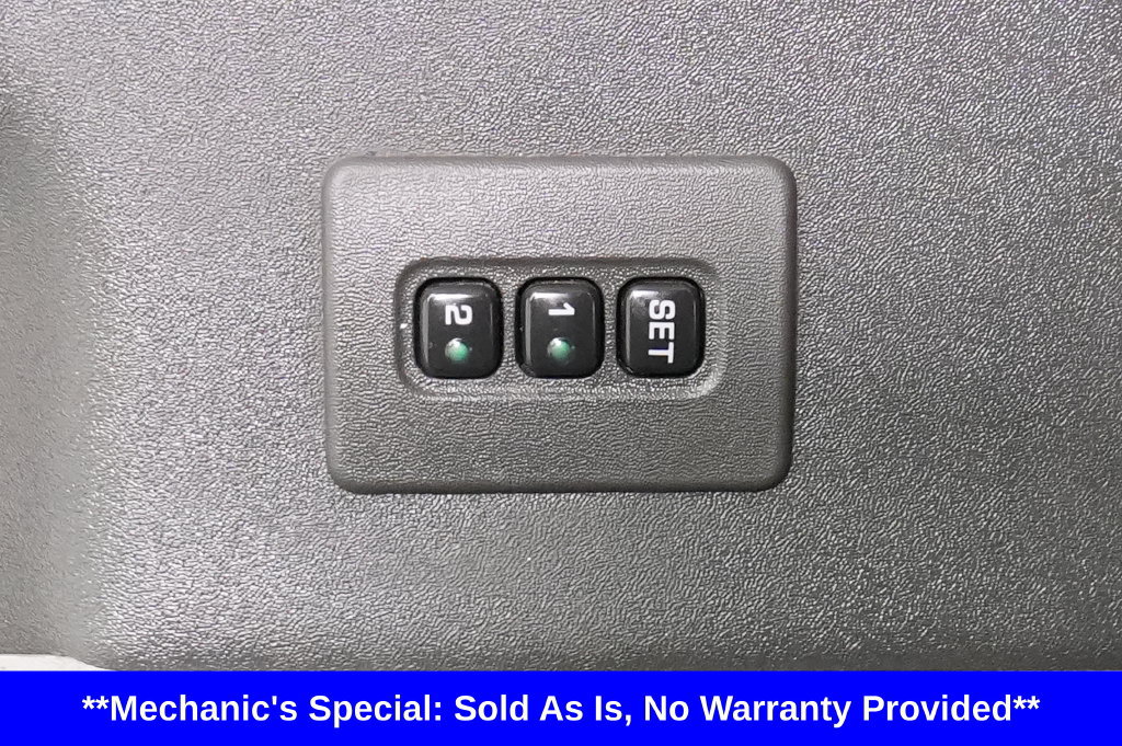 Used 2004 Nissan Titan LE w/ (SAB) Side-Airbag Pkg AWD/4WD image 17