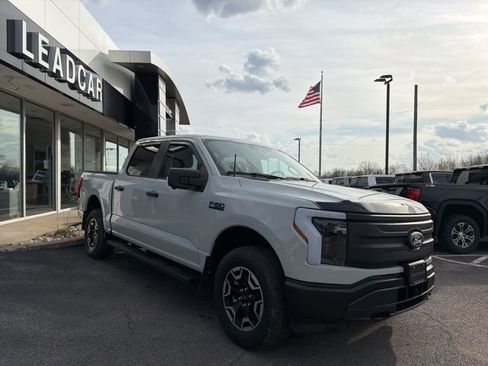 Used 2024 Ford F150 Lightning Pro w/ Tow Technology Package image 7