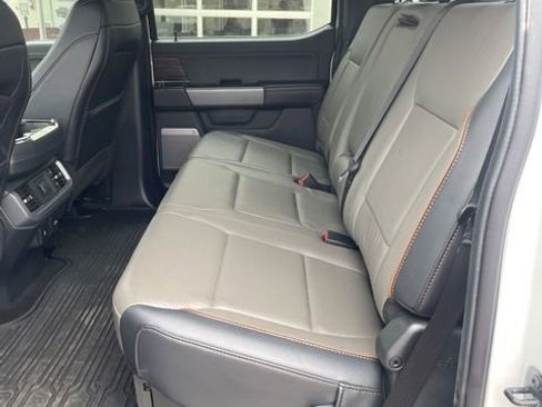 Used 2025 Ford F150 Lariat w/ Equipment Group 501A Mid image 12