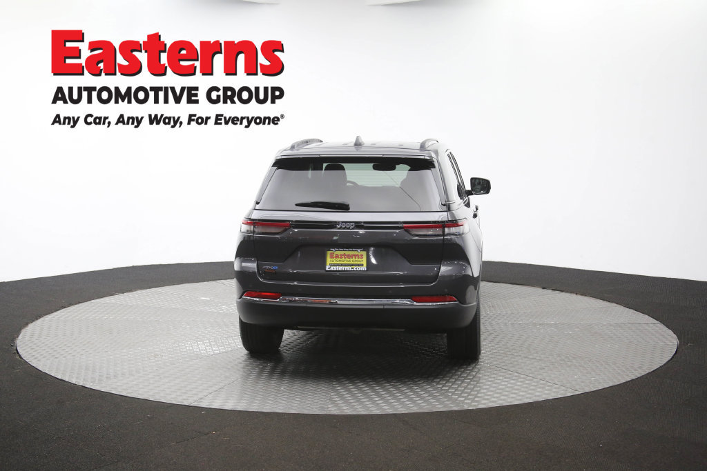 Used 2023 Jeep Grand Cherokee 4WD 4xe image 44