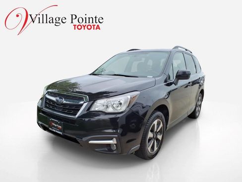 Used 2017 Subaru Forester 2.5i Premium AWD/4WD image 1
