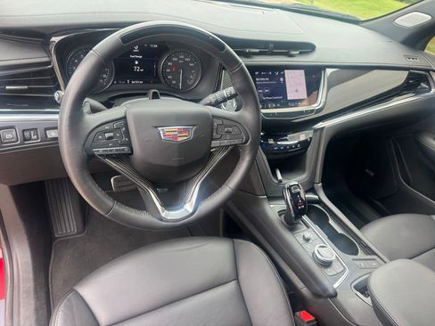 Used 2023 Cadillac XT6 Sport w/ LPO, ONYX Package AWD/4WD image 10