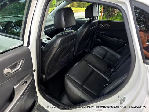 Used 2021 Hyundai Kona Ultimate FWD image 5
