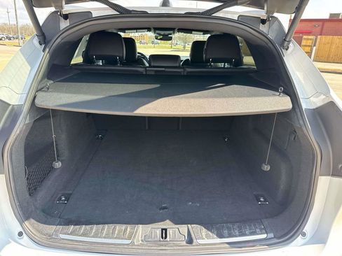 Used 2024 Jaguar F-PACE R-Dynamic S image 10