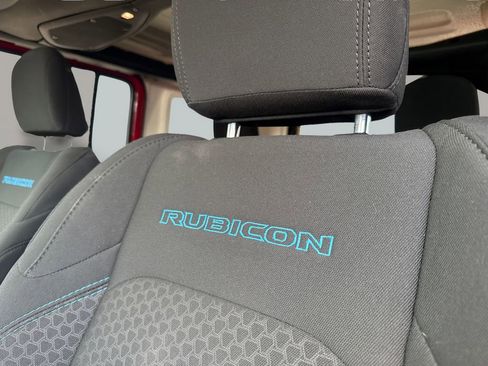 Used 2025 Jeep Wrangler Unlimited Rubicon 4xe w/ Convenience Group image 12