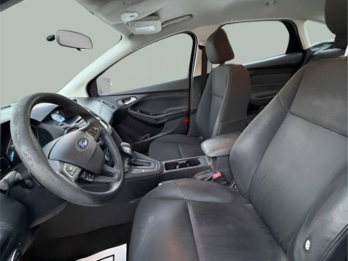 Used 2017 Ford Focus SE image 12
