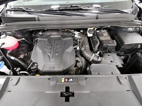 Certified 2024 Kia Carnival SX Prestige FWD image 12