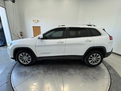 Used 2019 Jeep Cherokee Latitude Plus image 15