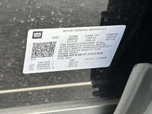 Used 2023 Chevrolet Traverse LS w/ Safety Package FWD image 25