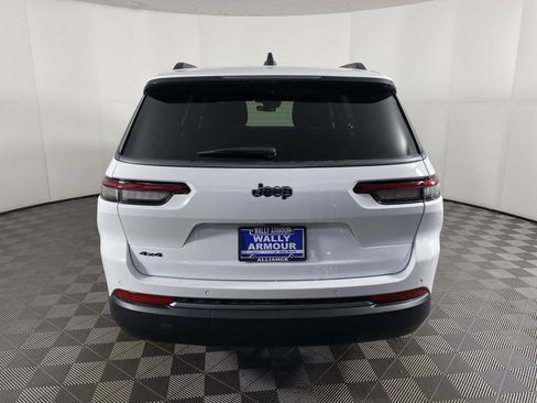 New 2026 Jeep Grand Cherokee L Limited image 9