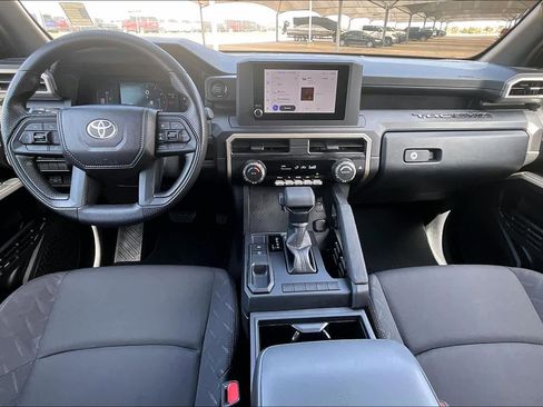 Used 2025 Toyota Tacoma SR image 13