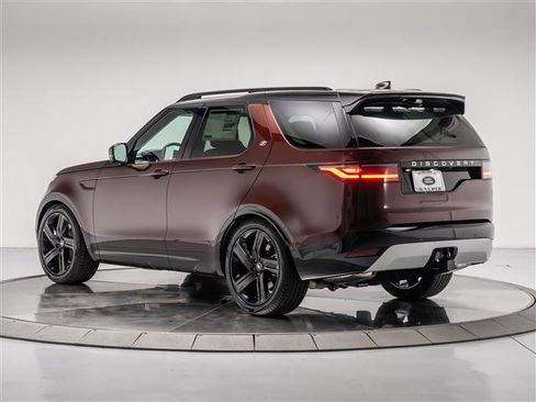 New 2026 Land Rover Discovery Limited Edition AWD/4WD image 3