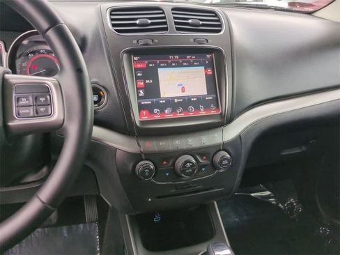 Used 2017 Dodge Journey Crossroad image 19