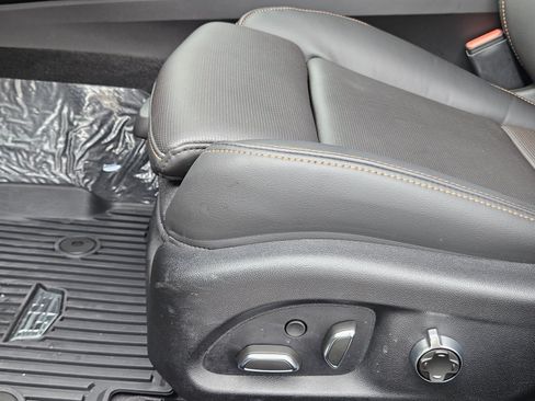 New 2026 Cadillac CT5 Sport w/ Technology Package RWD image 17