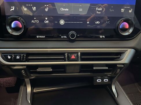 Used 2024 Lexus RX 350 image 41