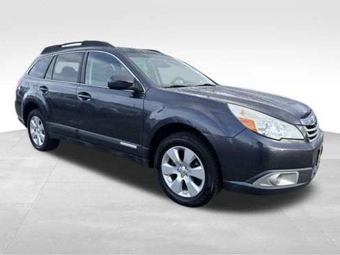 Used 2011 Subaru Outback 2.5i Premium image 1