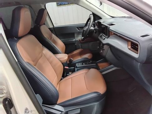 Used 2024 Ford Maverick Lariat FWD image 14